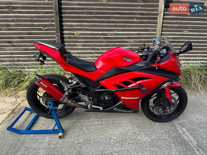 Спортбайк Kawasaki Ninja 300 2016 в Києві фото 10 Спортбайк Kawasaki Ninja 300 2016 в Києві