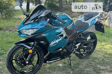 Мотоцикл Спорт-туризм Kawasaki Ninja 400 2021 в Переяславе