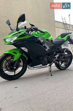 Спортбайк Kawasaki Ninja 400 2021 в Дніпрі