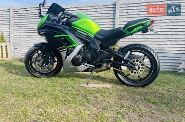 Спортбайк Kawasaki Ninja 400 2016 в 
