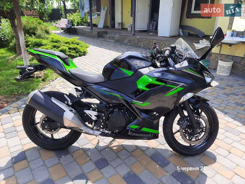 Спортбайк Kawasaki Ninja 400 2019 в Луцке
