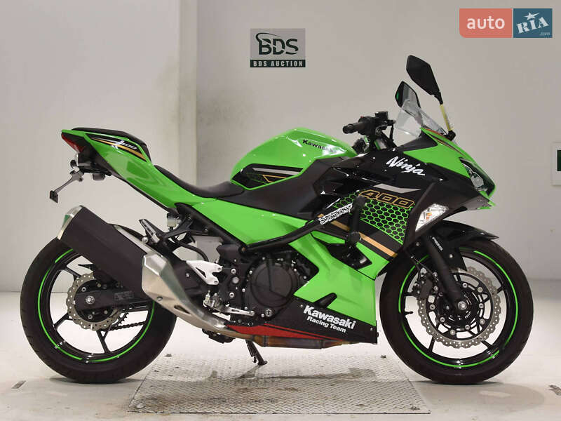 Спортбайк Kawasaki Ninja 400 2020 в 
