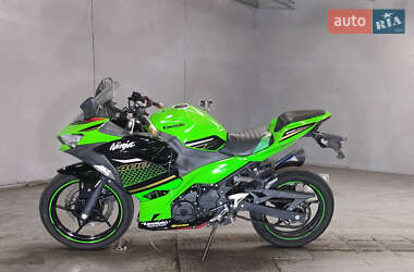 Спортбайк Kawasaki Ninja 400 2020 в 