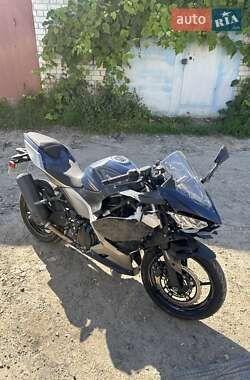 Мотоцикл Супермото (Motard) Kawasaki Ninja 400 2022 в 