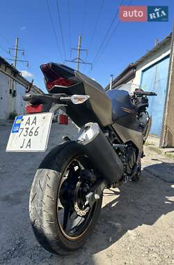 Мотоцикл Супермото (Motard) Kawasaki Ninja 400 2022 в 