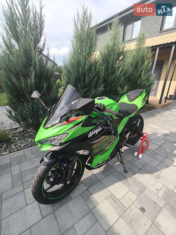 Спортбайк Kawasaki Ninja 400 2020 в Берёзовке