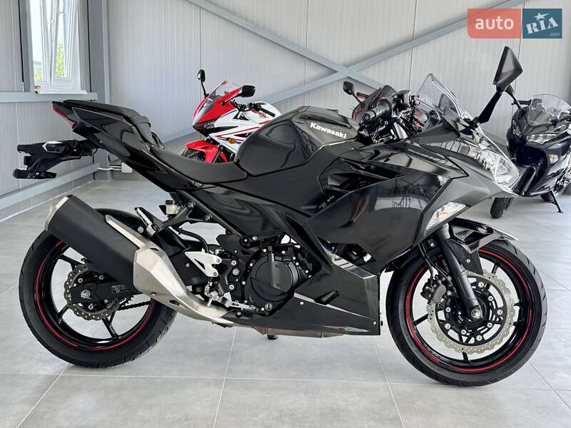 Спортбайк Kawasaki Ninja 400 2020 в Хмельницком