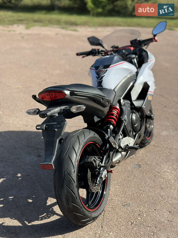 Мотоцикл Без обтікачів (Naked bike) Kawasaki Ninja 400 2013 в Сновську