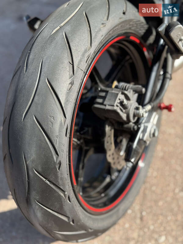 Мотоцикл Без обтікачів (Naked bike) Kawasaki Ninja 400 2013 в Сновську