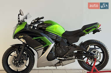 Спортбайк Kawasaki Ninja 400 2016 в 