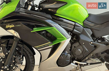 Спортбайк Kawasaki Ninja 400 2016 в 