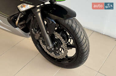 Спортбайк Kawasaki Ninja 400 2016 в 