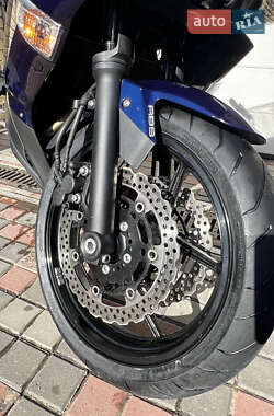 Мотоцикл Спорт-туризм Kawasaki Ninja 400 2011 в 