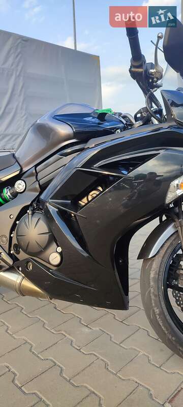 Спортбайк Kawasaki Ninja 400 2018 в Старой Выжевке