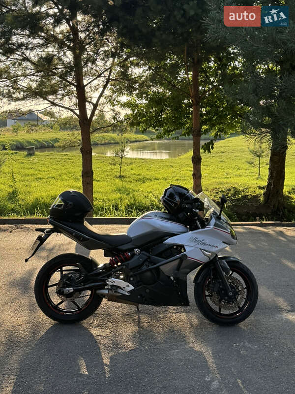 Kawasaki Ninja 400 2013