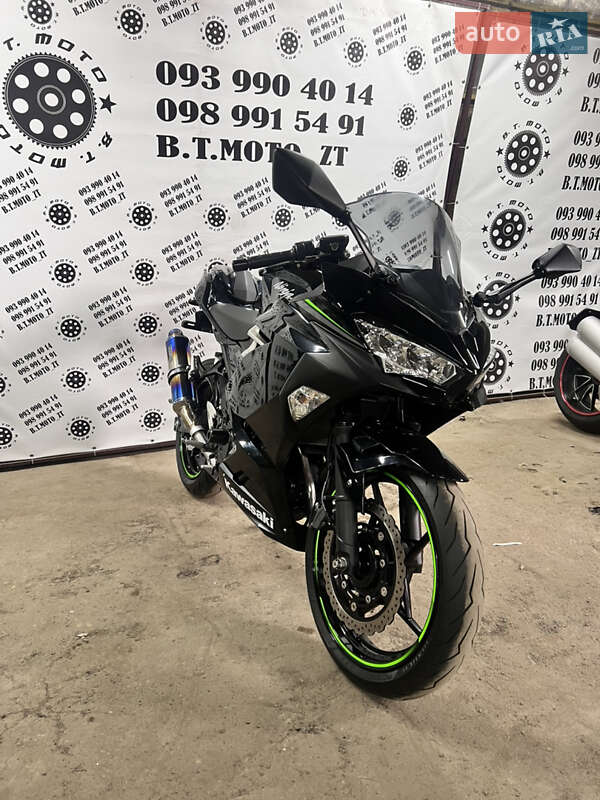 Мотоцикл Спорт-туризм Kawasaki Ninja 400 2018 в 