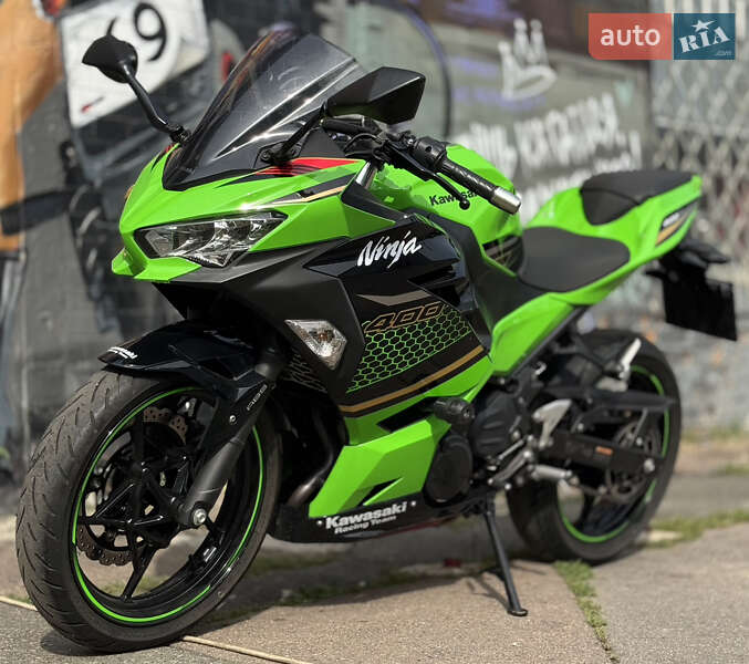 Спортбайк Kawasaki Ninja 400 2020 в Киеве