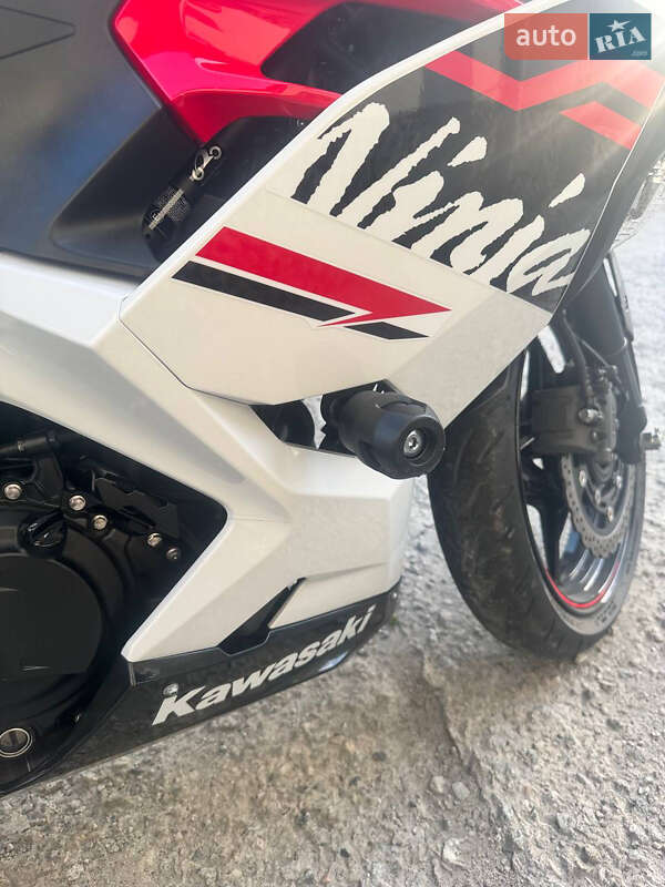 Мотоцикл Спорт-туризм Kawasaki Ninja 400 2019 в Днепре