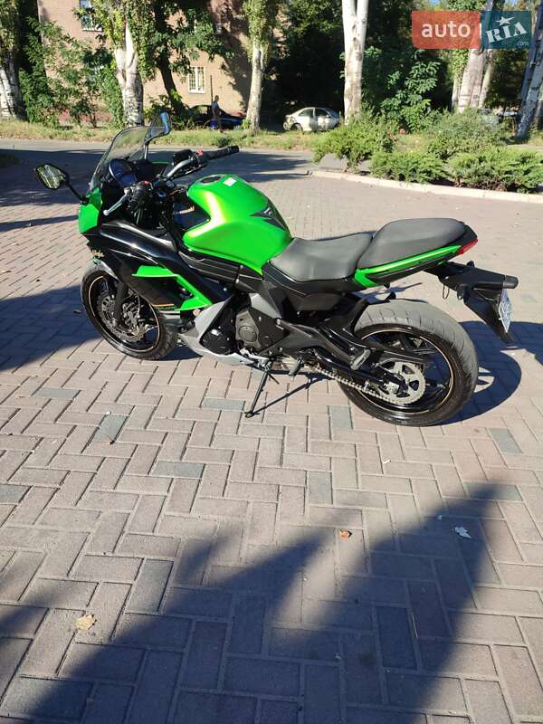 Мотоцикл Спорт-туризм Kawasaki Ninja 400 2014 в Запорожье
