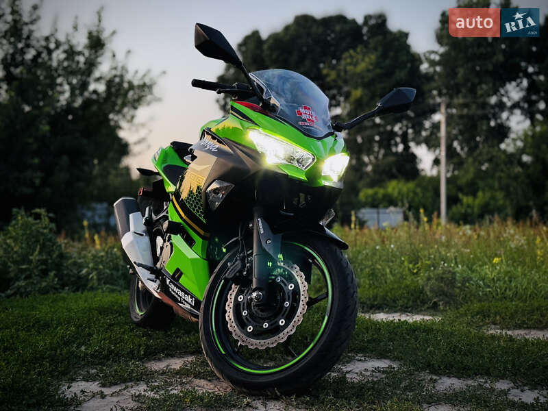 Спортбайк Kawasaki Ninja 400 2020 в Киеве фото 18 Спортбайк Kawasaki Ninja 400 2020 в Киеве