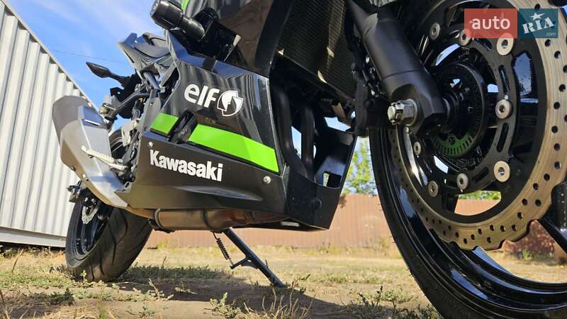 Спортбайк Kawasaki Ninja 400 2020 в Первомайске