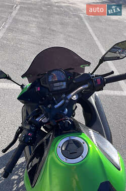 Мотоцикл Спорт-туризм Kawasaki Ninja 400 2016 в 