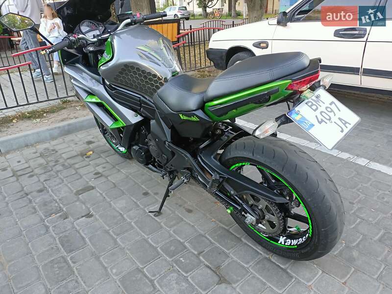 Спортбайк Kawasaki Ninja 400 2016 в Лохвице