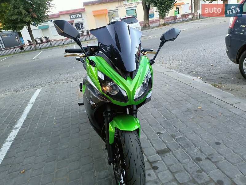 Спортбайк Kawasaki Ninja 400 2016 в Лохвице