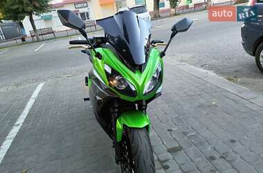 Спортбайк Kawasaki Ninja 400 2016 в 
