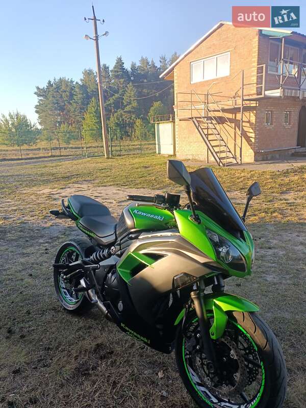 Спортбайк Kawasaki Ninja 400 2016 в Лохвице