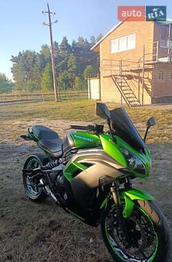 Спортбайк Kawasaki Ninja 400 2016 в 