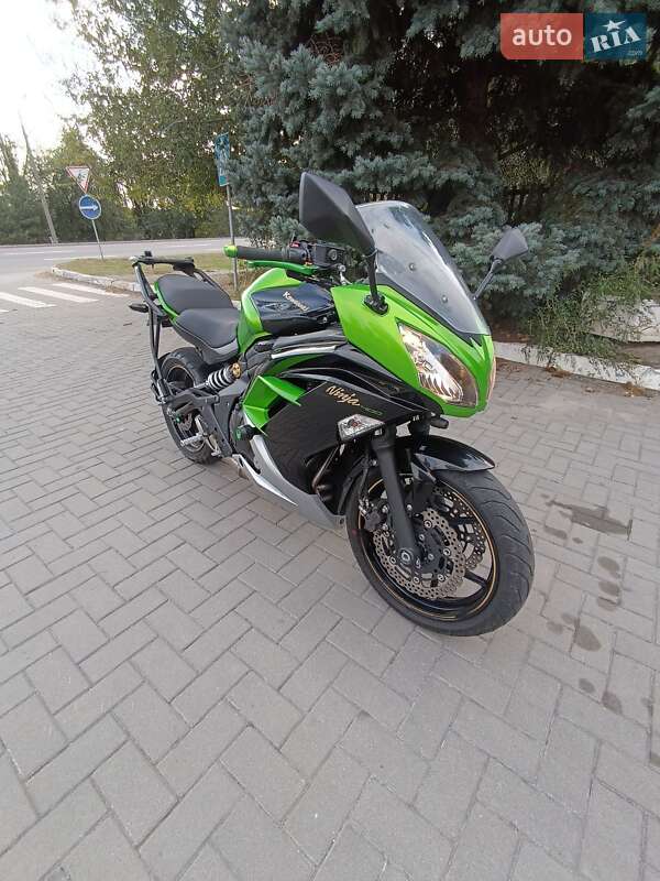 Мотоцикл Спорт-туризм Kawasaki Ninja 400 2014 в Запоріжжі
