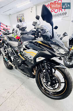 Спортбайк Kawasaki Ninja 400 2019 в 