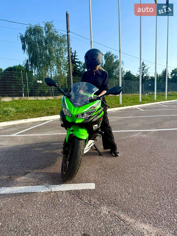 Kawasaki Ninja 400 2020