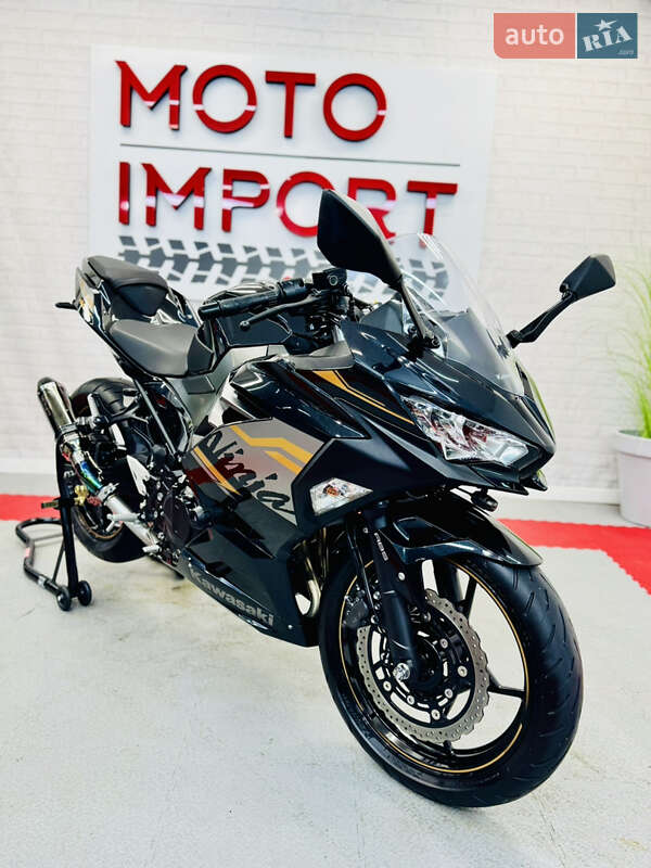 Спортбайк Kawasaki Ninja 400 2019 в Одессе