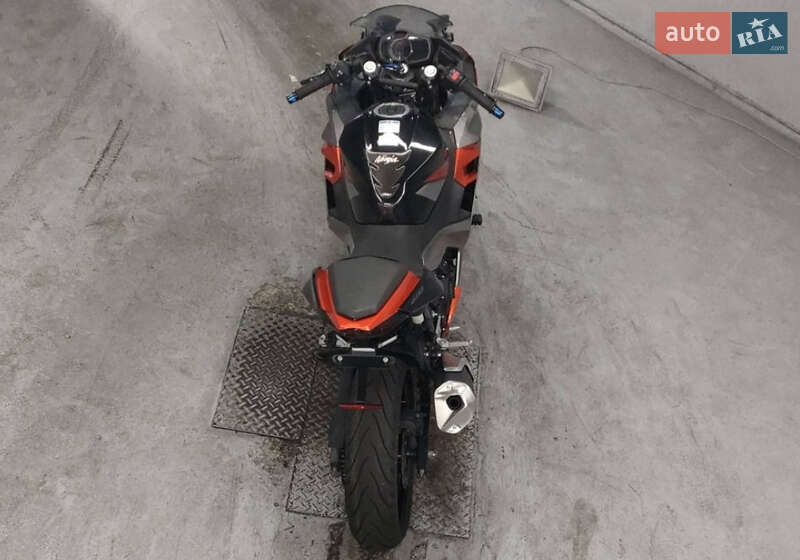 Спортбайк Kawasaki Ninja 400 2018 в Черкасах фото 4 Спортбайк Kawasaki Ninja 400 2018 в Черкасах
