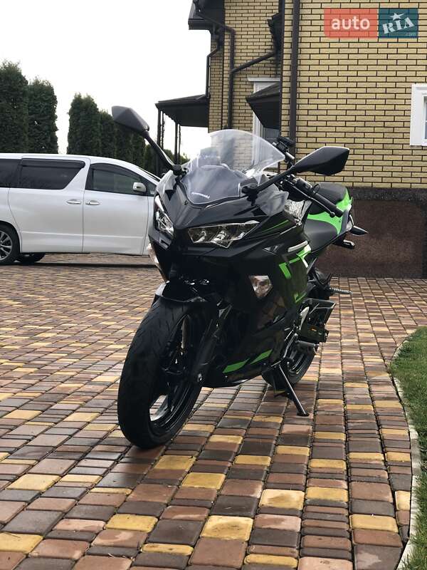 Спортбайк Kawasaki Ninja 400 2019 в Умани фото 31 Спортбайк Kawasaki Ninja 400 2019 в Умани