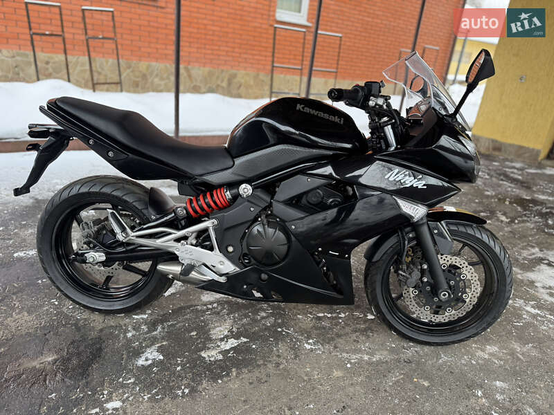 Kawasaki Ninja 400 2011