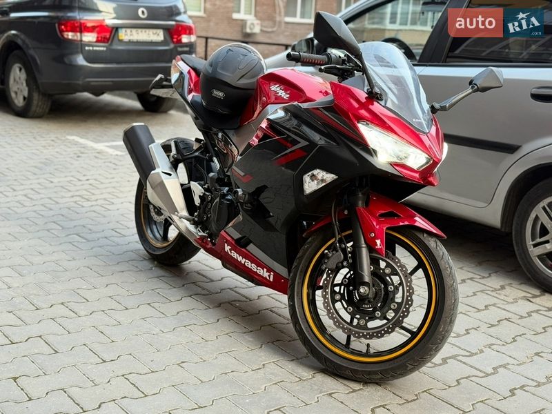 Kawasaki Ninja 400 2019