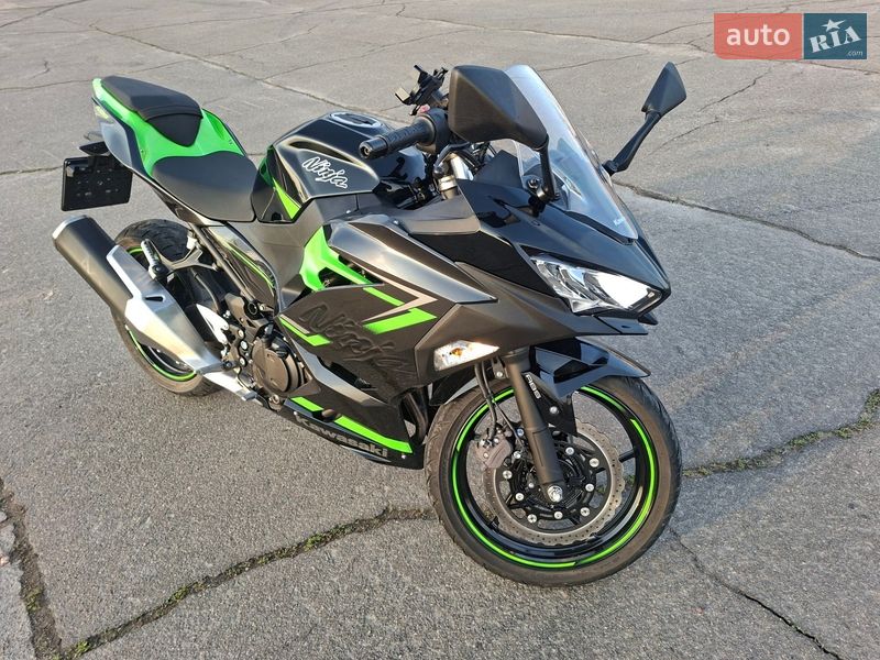 Kawasaki Ninja 400 2019