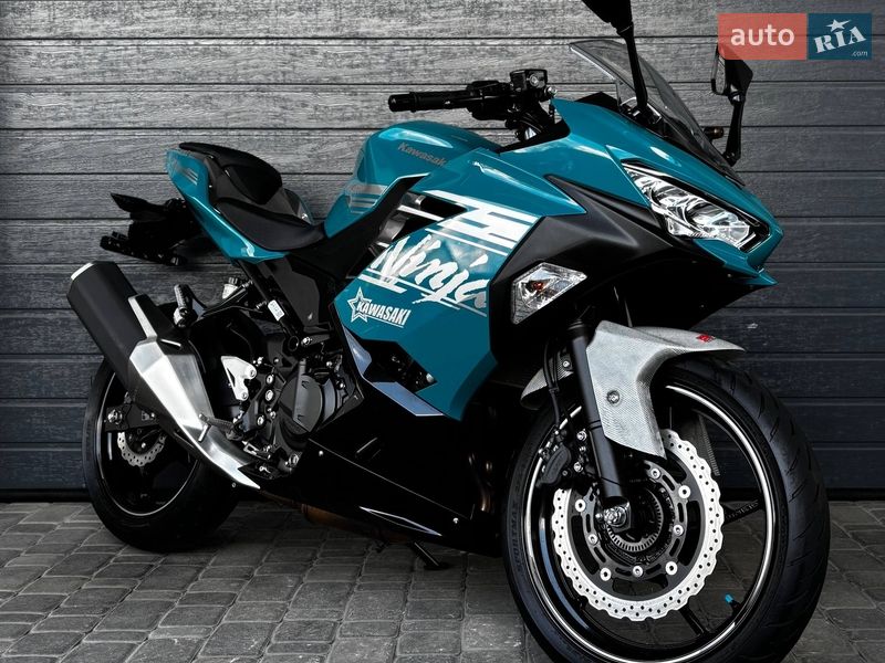 Kawasaki Ninja 400 2021