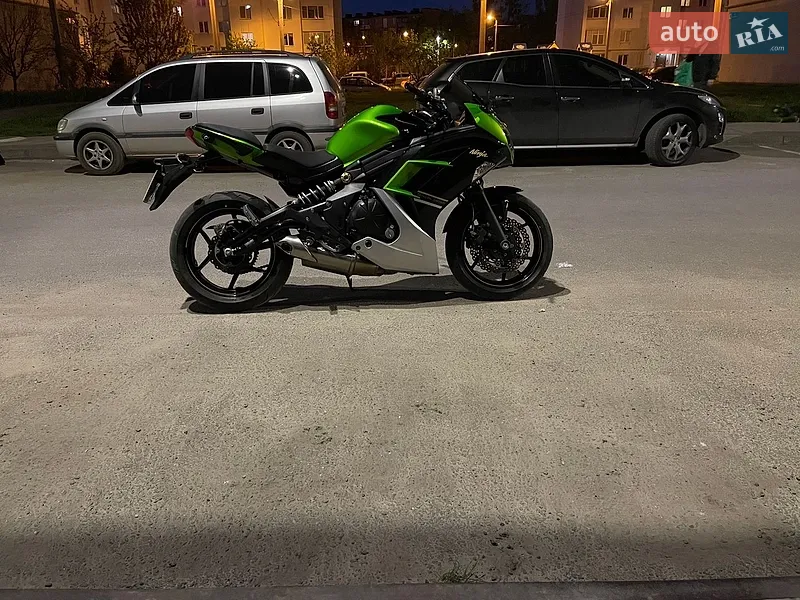 Kawasaki Ninja 400 2014