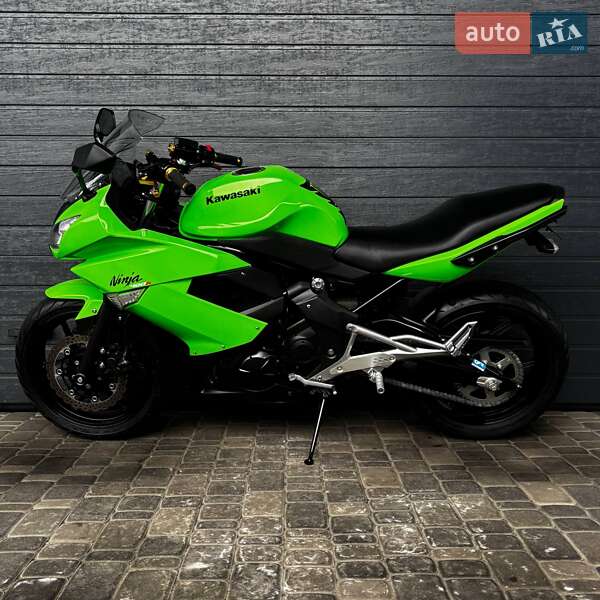 Мотоцикл Без обтекателей (Naked bike) Kawasaki Ninja 400R 2010 в Белой Церкви
