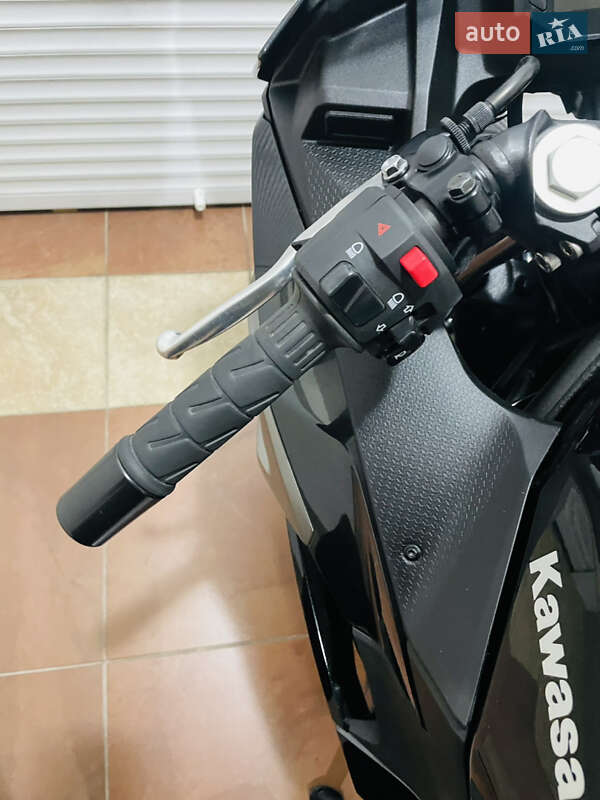 Спортбайк Kawasaki Ninja 500 2024 в Києві