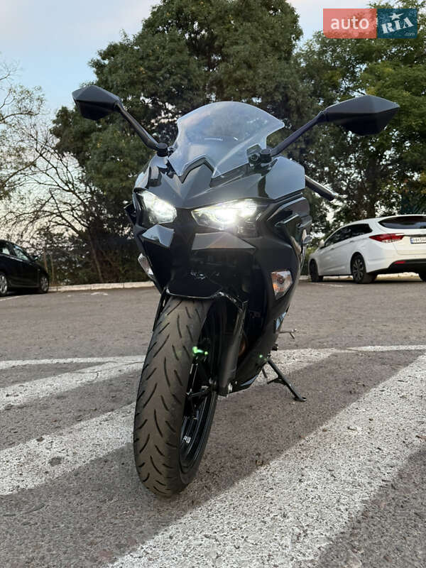 Спортбайк Kawasaki Ninja 500 2024 в Одессе