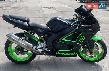Спортбайк Kawasaki Ninja 600 ZX-6R 2003 в Полтаве