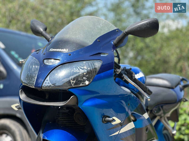 Kawasaki Ninja 600 ZX-6R 2001