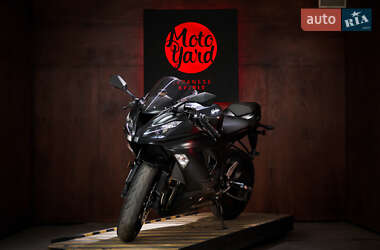 Спортбайк Kawasaki Ninja 636 ZX-6R 2016 в 