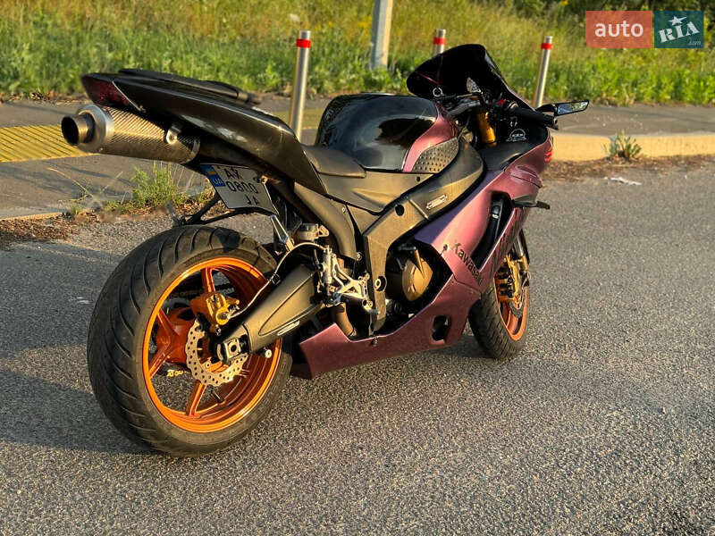 Спортбайк Kawasaki Ninja 636 ZX-6R 2005 в Ромнах