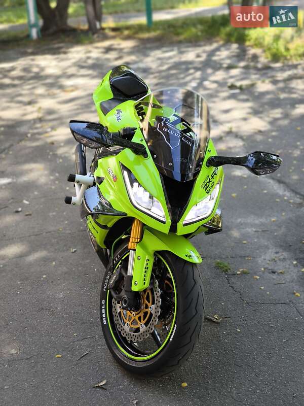 Спортбайк Kawasaki Ninja 636 ZX-6R 2015 в Киеве
